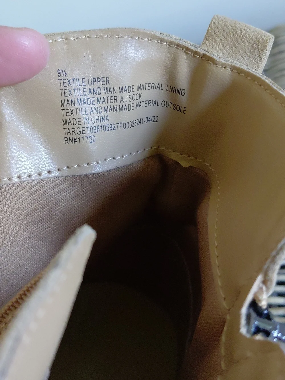 Universal Thread Booties - Picture 9 of 16